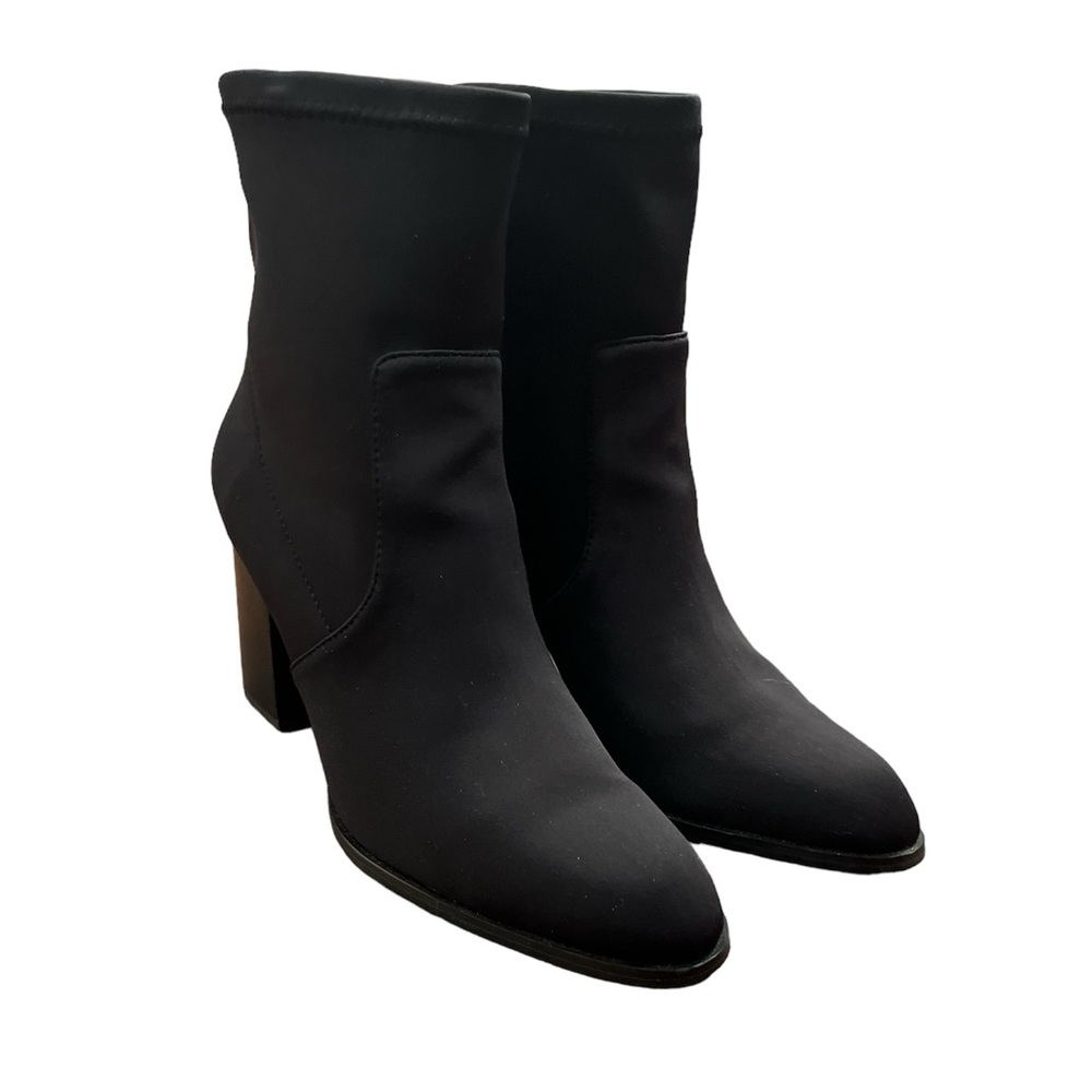 Intentionally Blank Janet Black Scuba ankle boots size 7